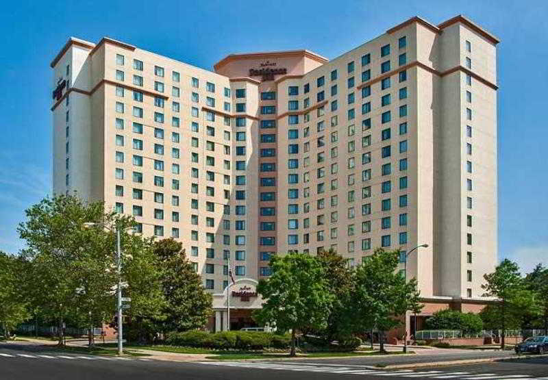 Residence Inn Arlington Pentagon City Exterior photo